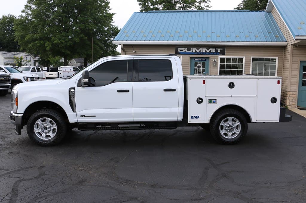 2025 Ford F250 SERV BODY 4x4 XLT DIESEL SERVICE BODY - Image 2