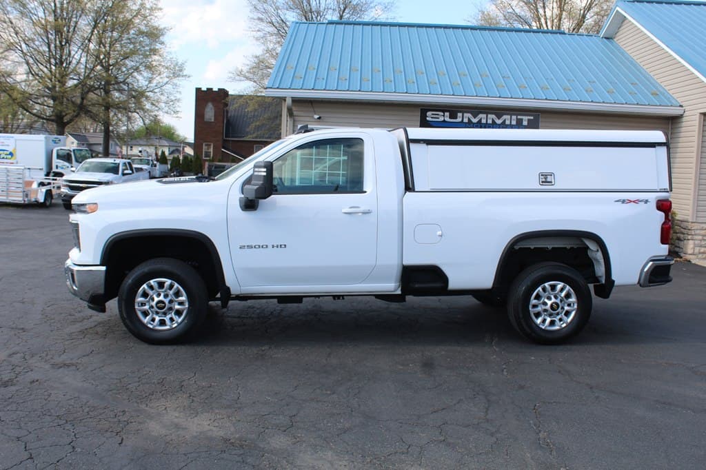 Photo 2 of 2024 Chevrolet 2500 LT 4x4 LT 6.6L Gas
