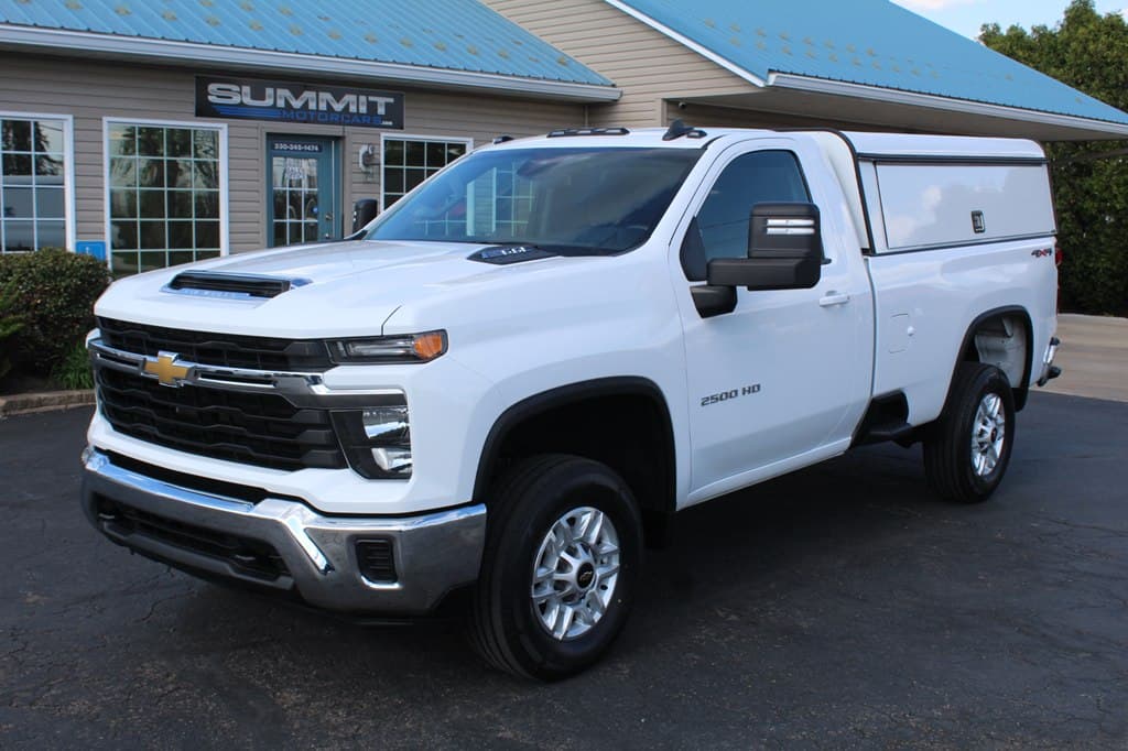 Photo 1 of 2024 Chevrolet 2500 LT 4x4 LT 6.6L Gas